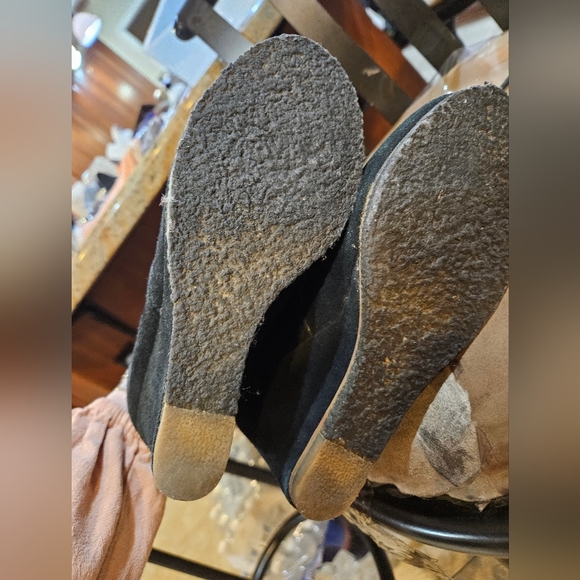 Steve Madden black boot wedges size 6.5. - Picture 5 of 9